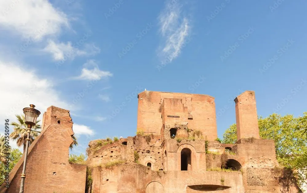 Lucia'S Suites, Charming Apartment In Central Rome